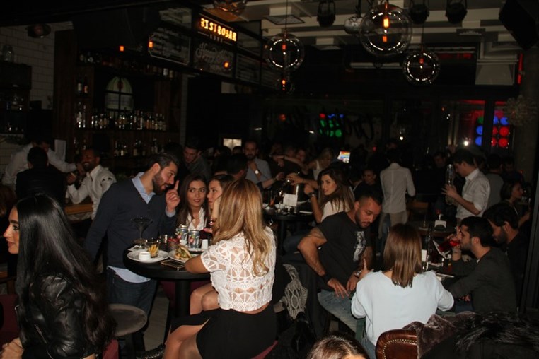Bistrobar Live Hamra On Friday Night